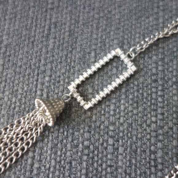 Metal Necklace with Trinkets! - Picture 2 of 8